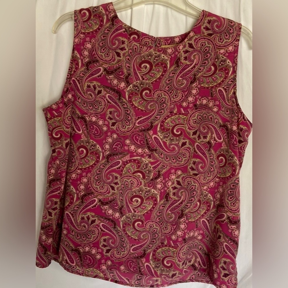 NOTIONS Sz-L Silky/Soft Paisley Tank-top, 1 Back 🗝️Hole Button- Good Used Shape - Picture 2 of 16